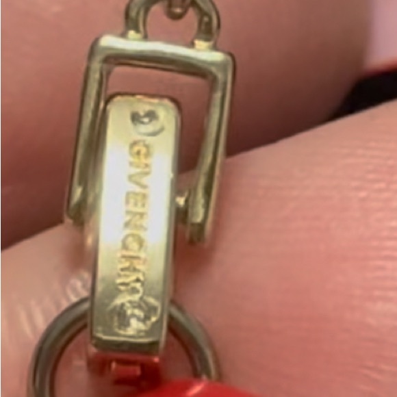 Givenchy Vintage Chain - Picture 3 of 3